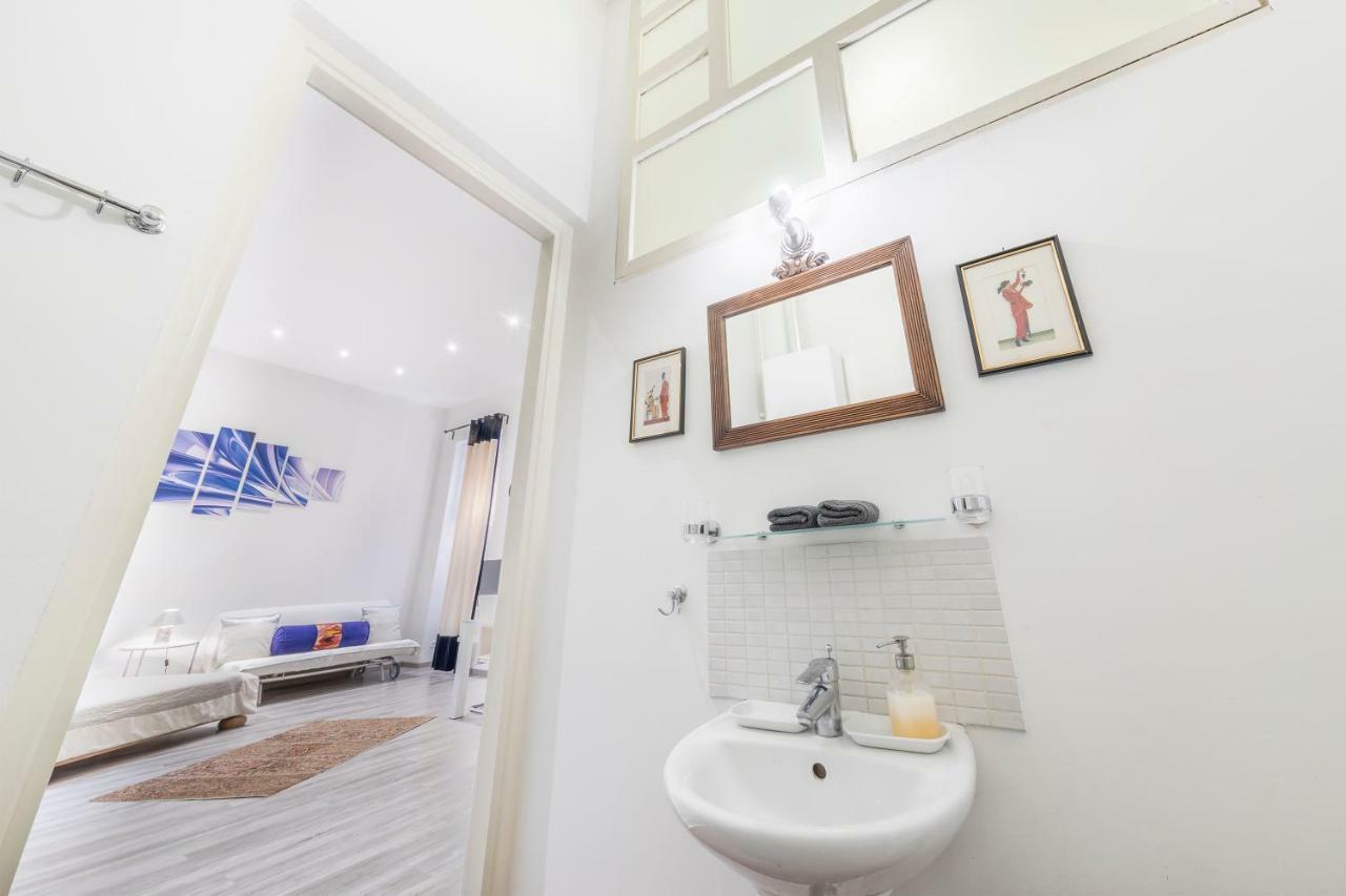 Atlanta Apartment Is In The Heart Of บูดาเปสต์ ภายนอก รูปภาพ